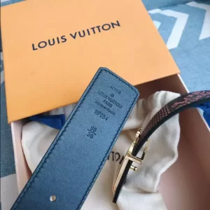 Louis Vuitton Belt - LB54