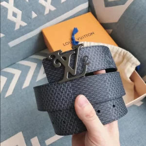 Louis Vuitton Belt - LB55