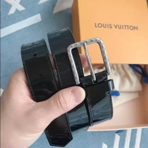 Louis Vuitton Belt - LB24