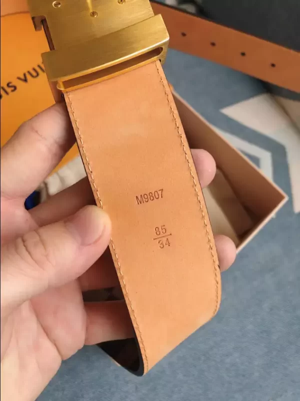 Louis Vuitton Belt - LB51