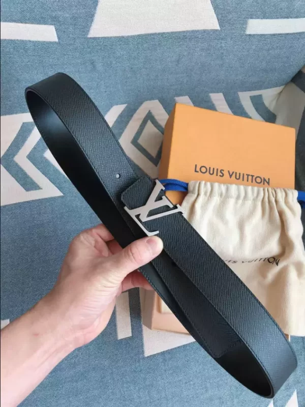 Louis Vuitton Belt - LB33