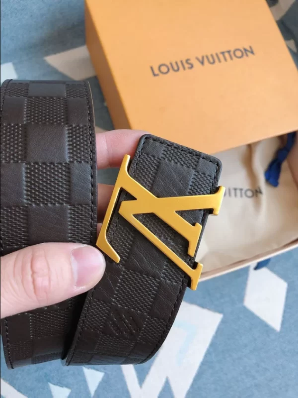 Louis Vuitton Belt - LB35