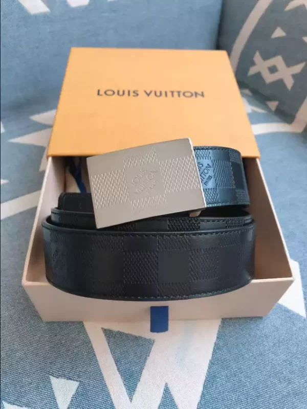 Louis Vuitton Belt - LB22