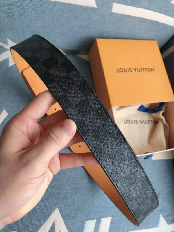 Louis Vuitton Belt - LB50