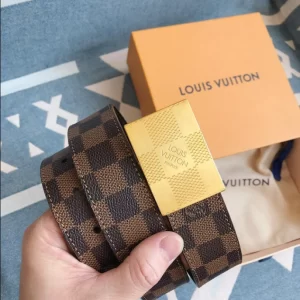 Louis Vuitton Belt - LB21