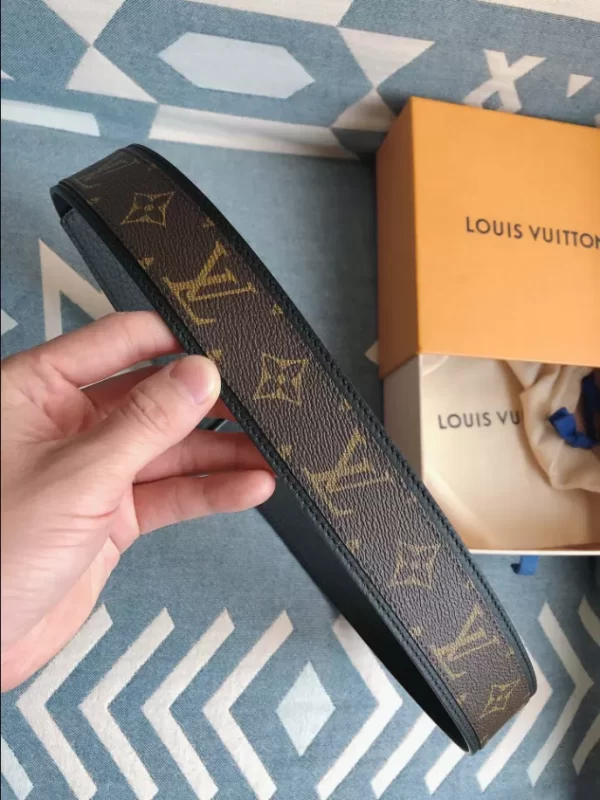 Louis Vuitton Belt - LB31