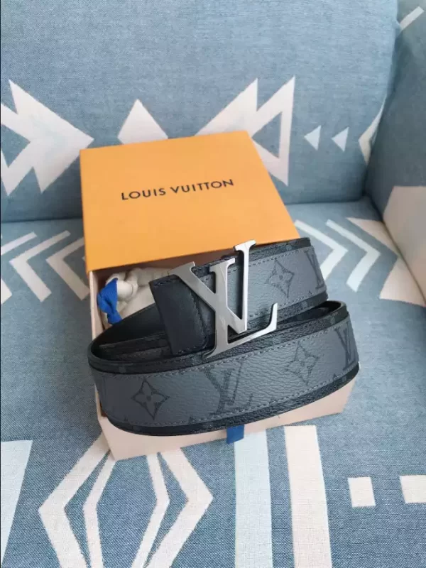 Louis Vuitton Belt - LB53