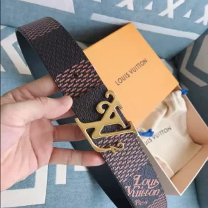 Louis Vuitton Belt - LB54