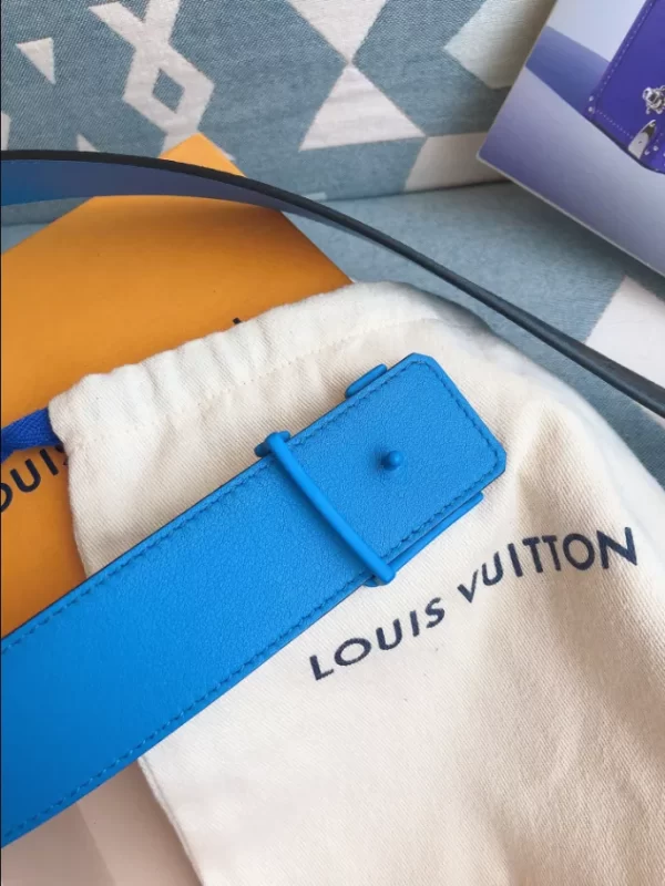 Louis Vuitton Belt - LB61