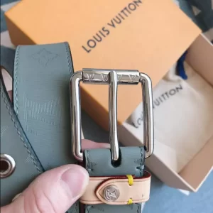 Louis Vuitton Belt - LB43