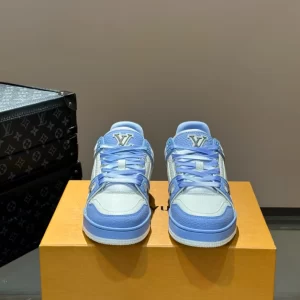 Louis Vuitton Trainer Sneaker In Blue - LS205