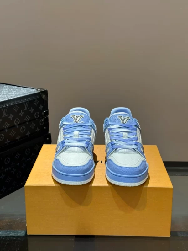 Louis Vuitton Trainer Sneaker In Blue - LS205