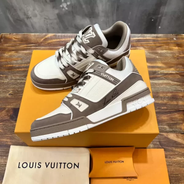 Louis Vuitton Trainer Sneaker In Taupe Brown - LS206