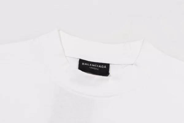 Balenciaga T-Shirt - BT43