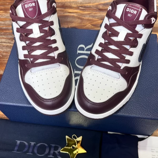 Dior B57 Low-Top Sneaker Burgundy and White Smooth Calfskin - DS105