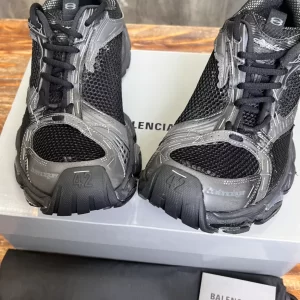 Balenciaga Stapler Sneaker - GS90