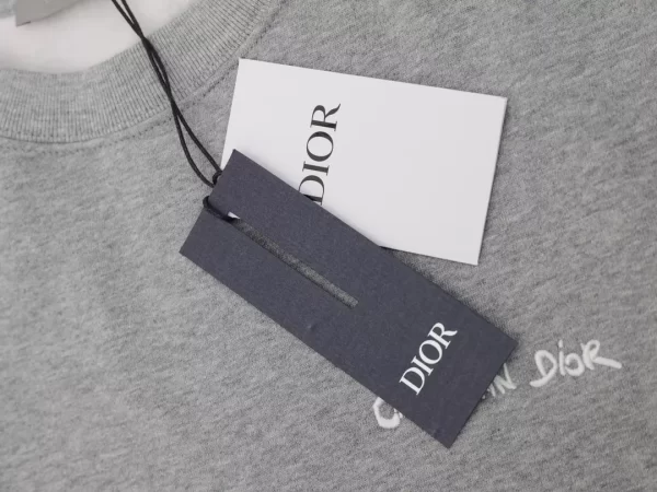 Christian Dior Tag Sweatshirt - HD06