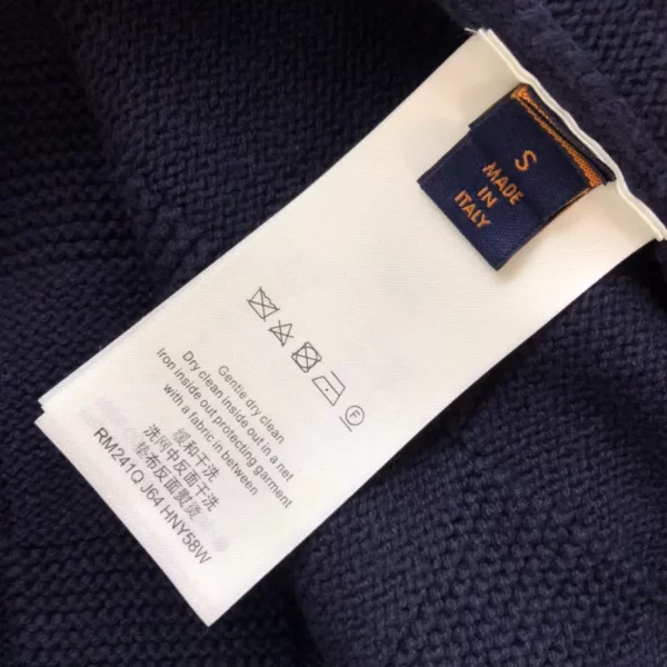 LV Damier Pullover With Pearl Signature - HL36