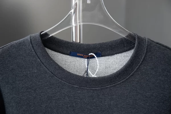 Louis Vuitton Cotton Crewneck - HL25