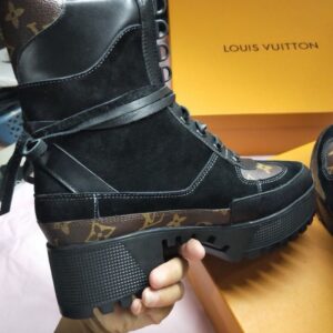 Louis Vuitton Laureate Desert Boot - BL01