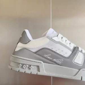 Louis Vuitton Trainer Sneaker In Grey - LS219