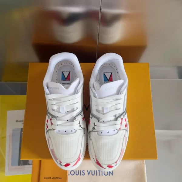 Louis Vuitton Trainer Sneaker In Red - LS218