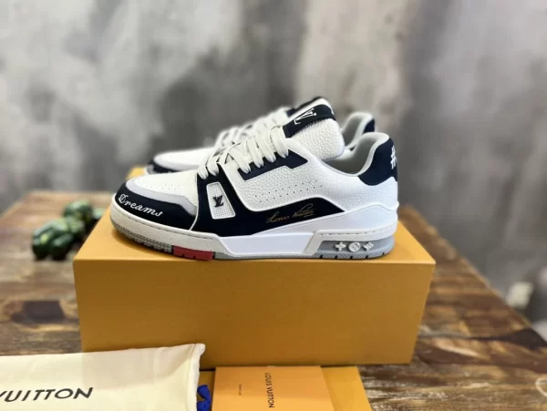 Louis Vuitton Trainer Sneaker White and Blue - LS222