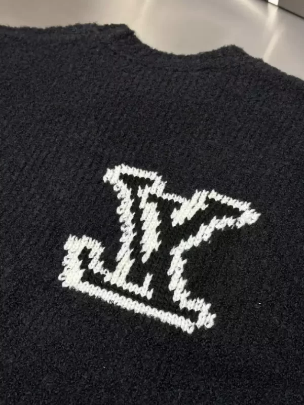 Louis Vuitton Wool Blend Crewneck - HL19