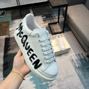 Alexander McQueen Graffiti-Print Oversized Sneakers - AS33