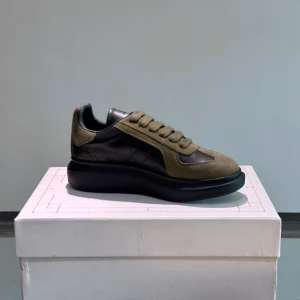 Alexander McQueen Oversized Retro Sneaker - AS34