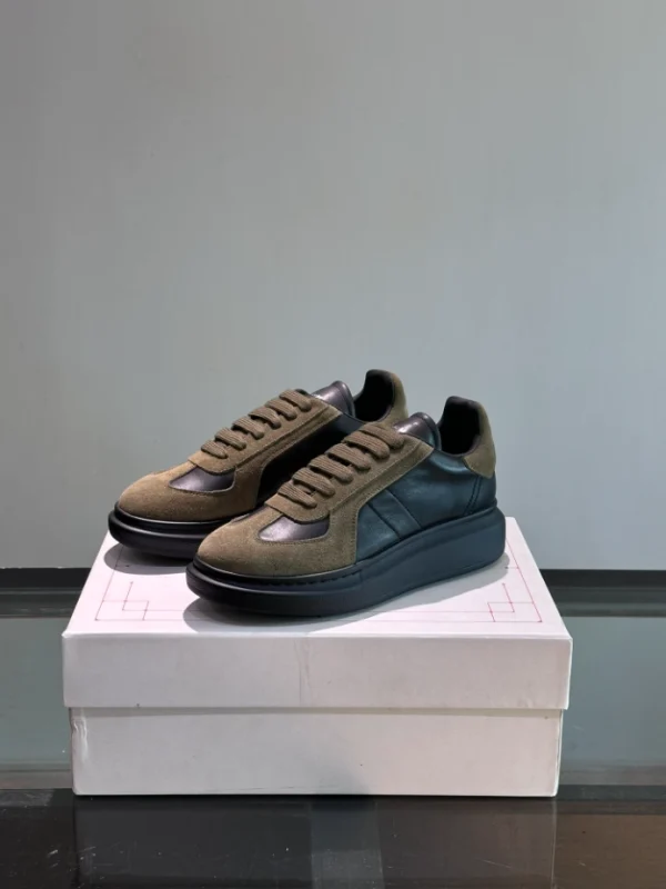 Alexander McQueen Oversized Retro Sneaker - AS34