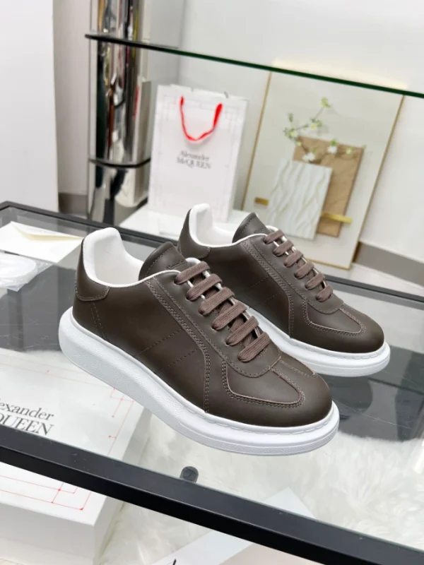 Alexander McQueen Oversized Retro Sneaker - AS35