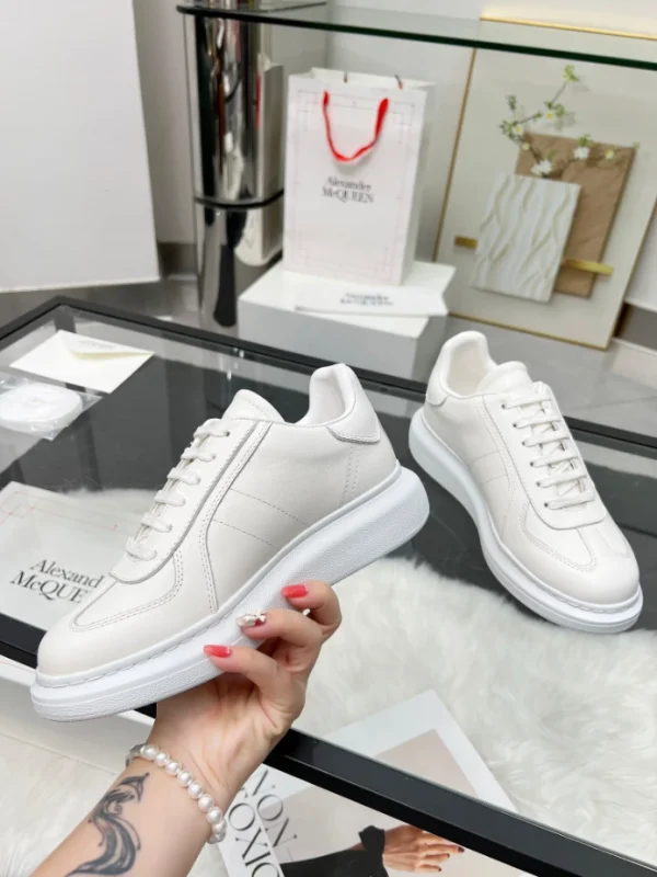 Alexander McQueen Oversized Retro Sneaker - AS36