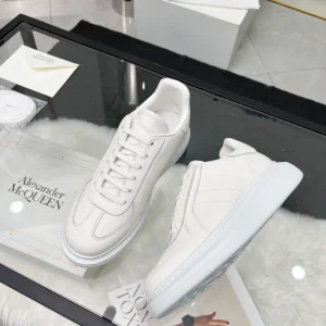 Alexander McQueen Oversized Retro Sneaker - AS36