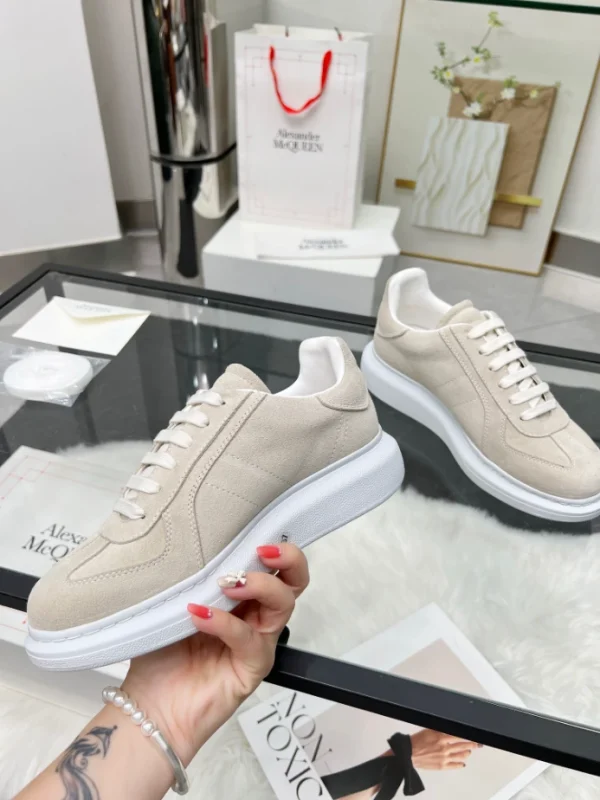 Alexander McQueen Oversized Retro Sneaker - AS38