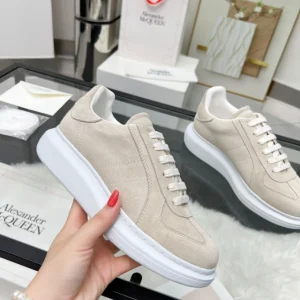 Alexander McQueen Oversized Retro Sneaker - AS38