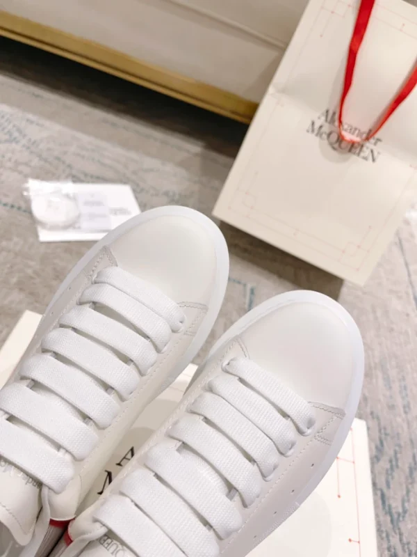 Alexander McQueen Oversized Sneaker - AS28