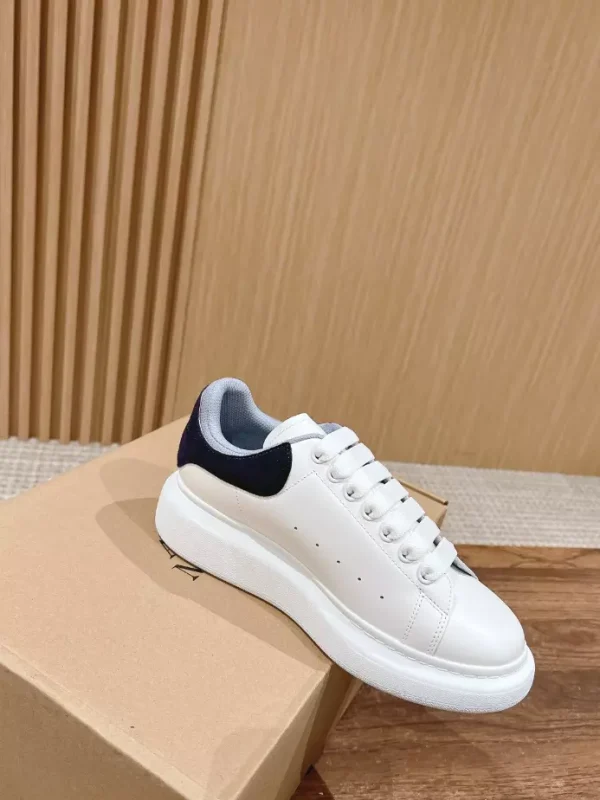 Alexander McQueen Oversized Sneaker - AS29