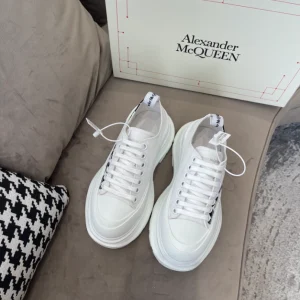 Alexander McQueen Tread Slick Low-top Sneakers - AS48