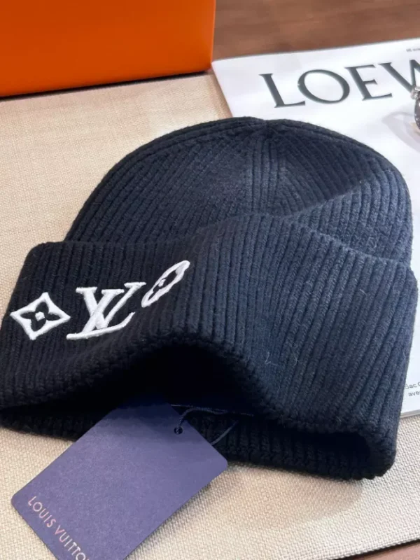 LV Headline Beanie - LCH61