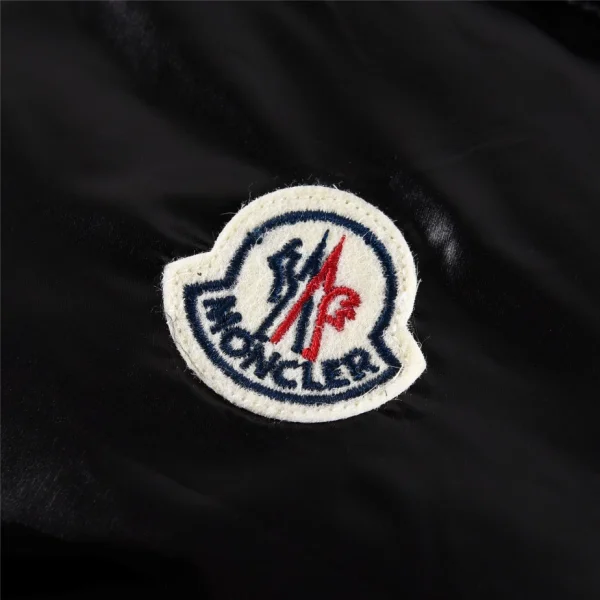 Moncler Jacket - MK38